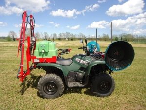 Обприскувач AMP для автомобіля і квадроцикла (ATV) Обприскувач AMP для автомобіля і квадроцикла (ATV)