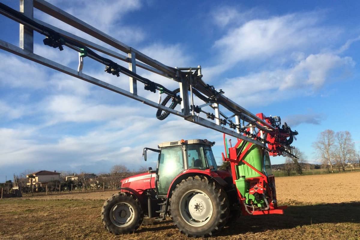 Штанги опрыскивателя AMP MK / MX / MV Штанги опрыскивателя AMP MK / MX / MV