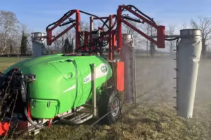 Пневматичний обприскувач AMP Pneumatic sprayer AVI