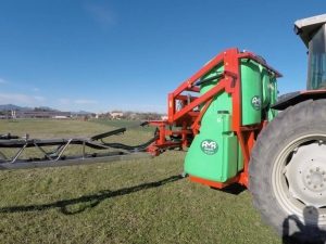 Навесной штанговый опрыскиватель AMP Pulmatic S Навесной штанговый опрыскиватель AMP Pulmatic S