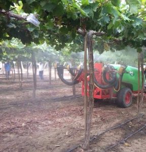 Прицепные вентиляторные опрыскиватели AMP Sprayers