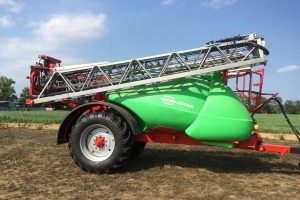 Причіпний штанговий обприскувач AMP Worker 25/80 Причіпний штанговий обприскувач AMP Worker 25/80