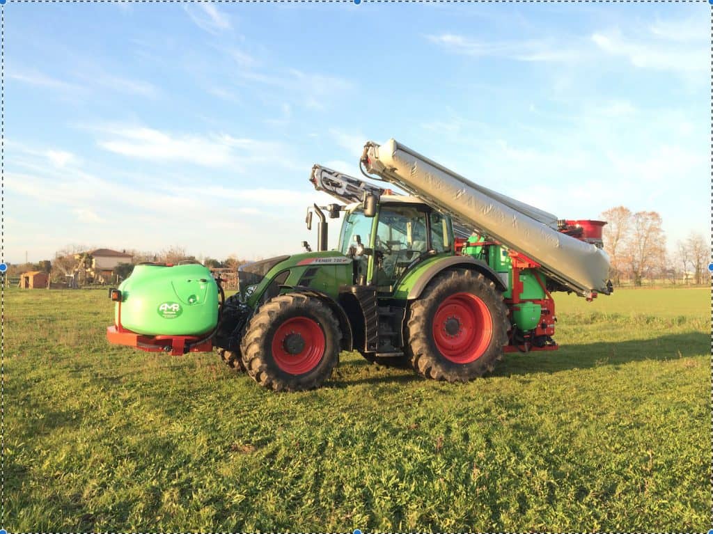 Фронтальний бак-обприскувач AMP Worker Front Фронтальний бак-обприскувач AMP Worker Front