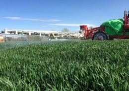 Прицепной штанговый опрыскиватель AMP Pulmatic 20/45