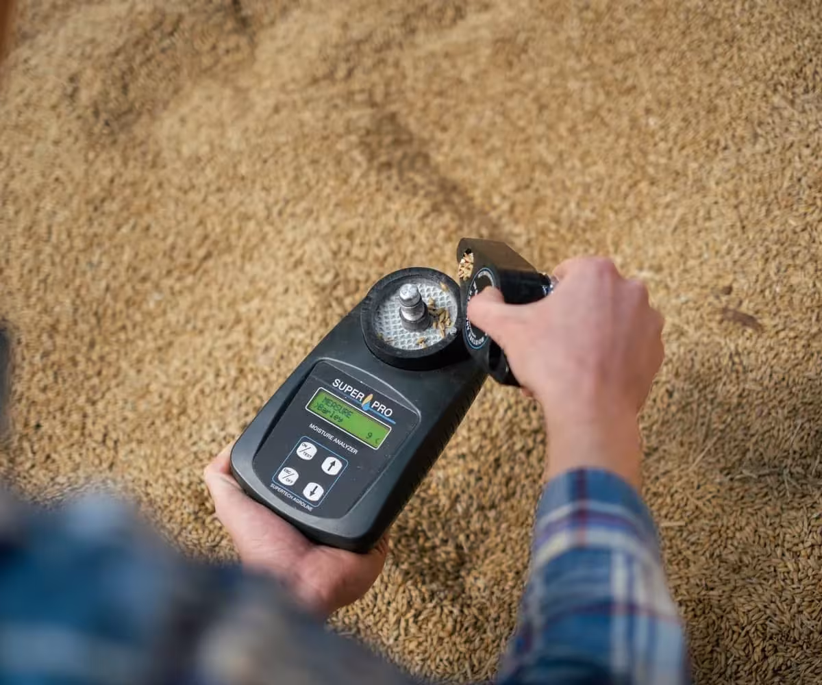 Портативный влагомер Agrolog Superpro со встроенным измельчителем Портативный влагомер Agrolog Superpro со встроенным измельчителем
